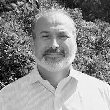 Dr. Cristian Salas