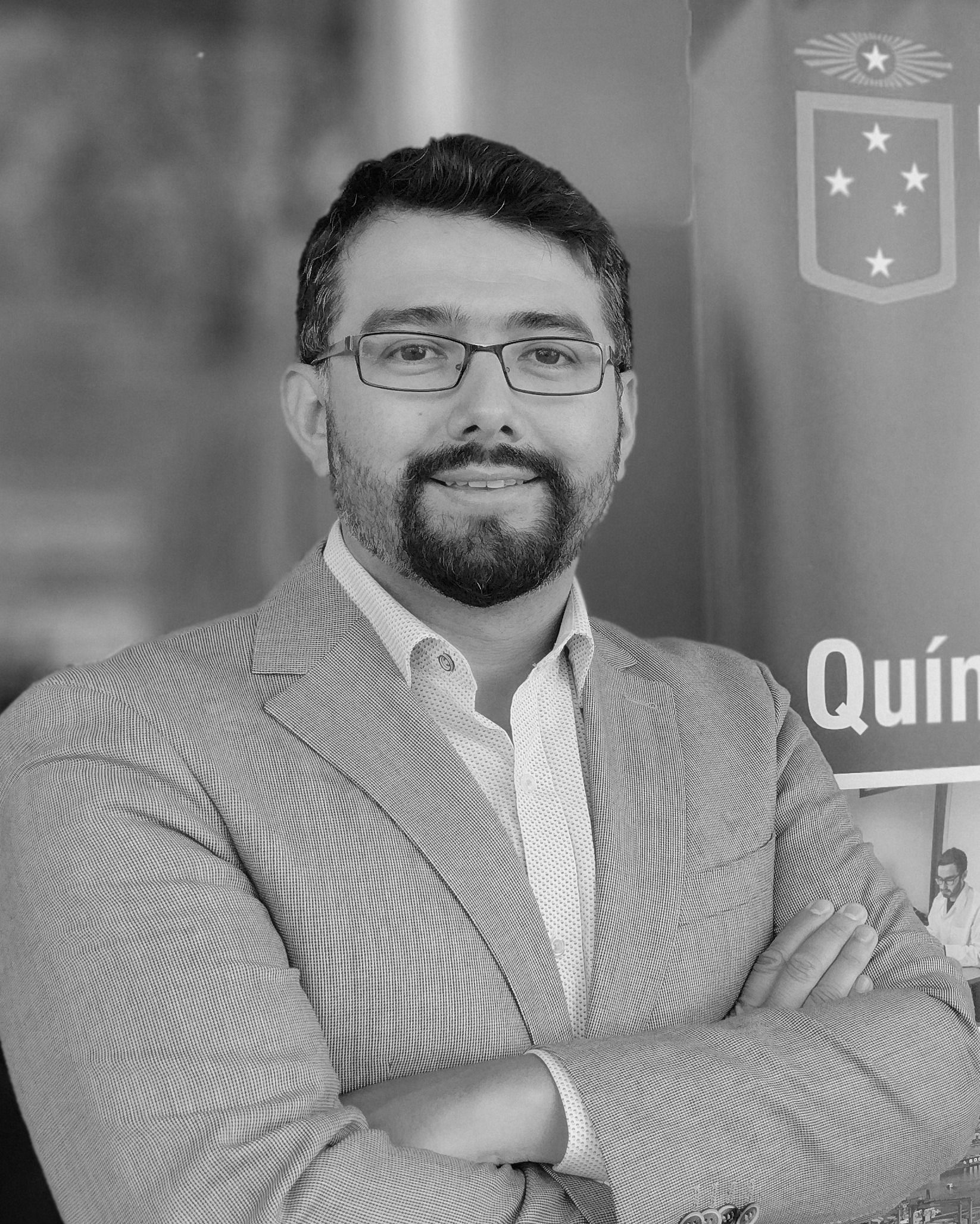 Dr. Daniel Moraga