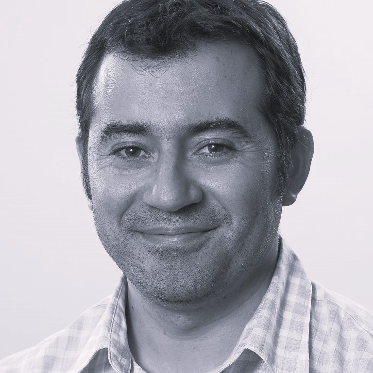 Dr. Mauricio Retamal